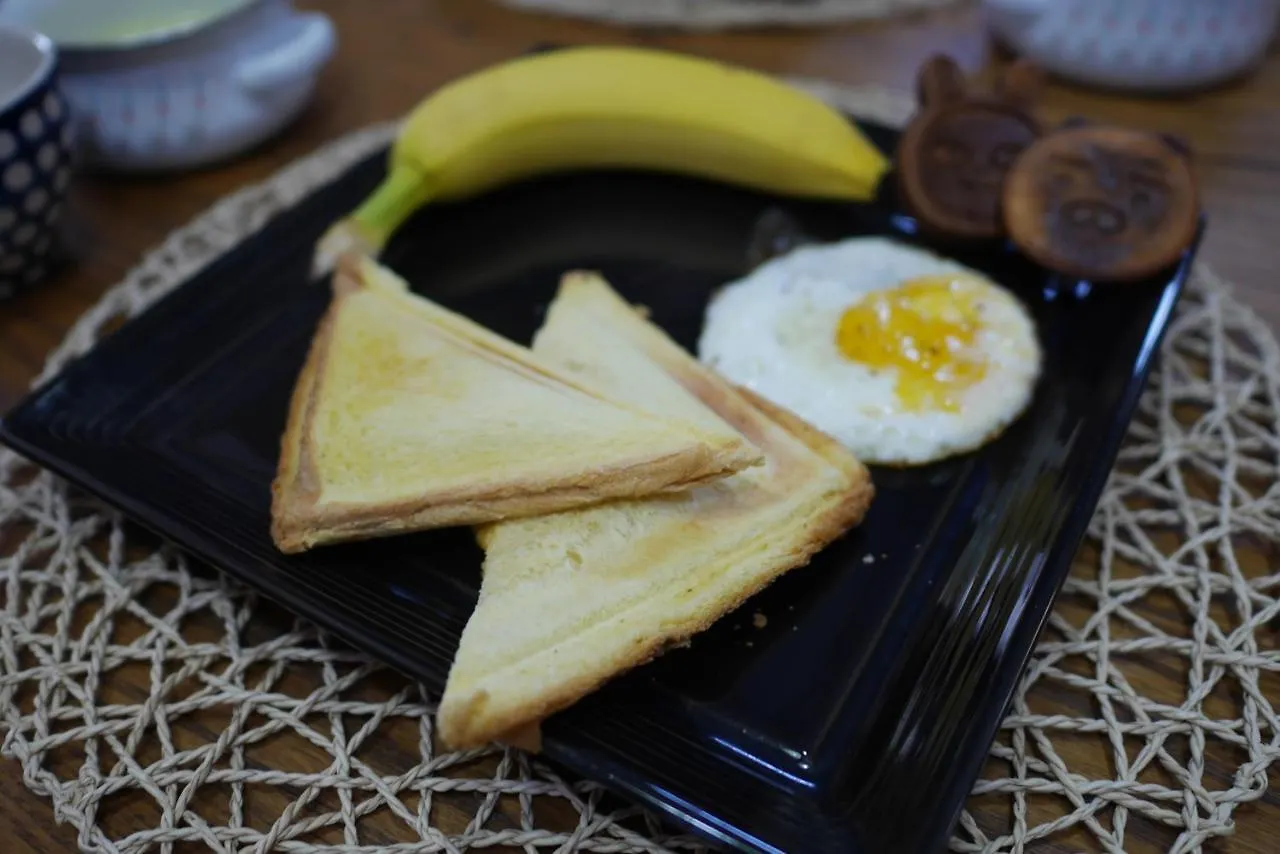 Guesthouse Innergarden Incheon Airport 2*,